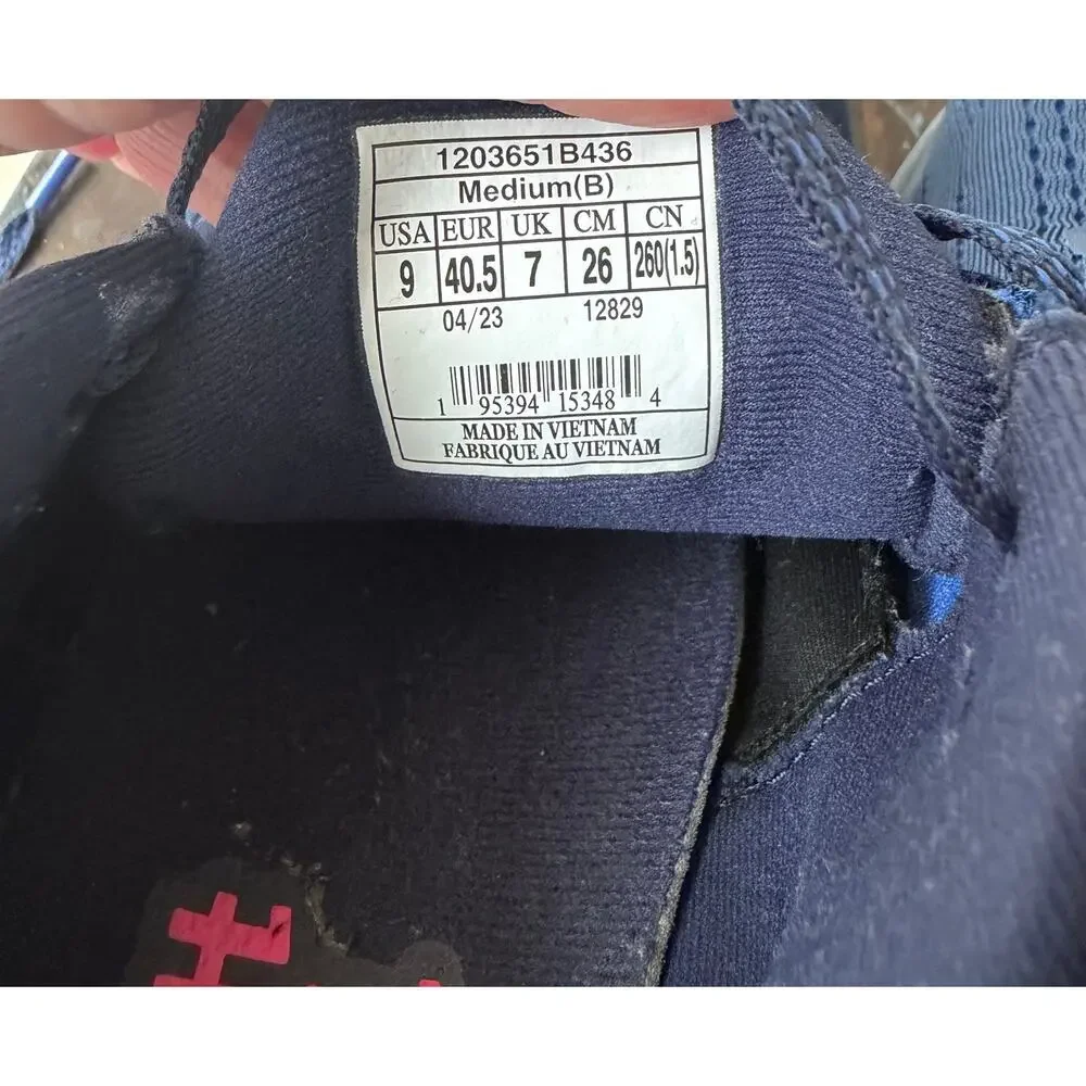 Brooks Navy Sneakers with Pink Purple Logo